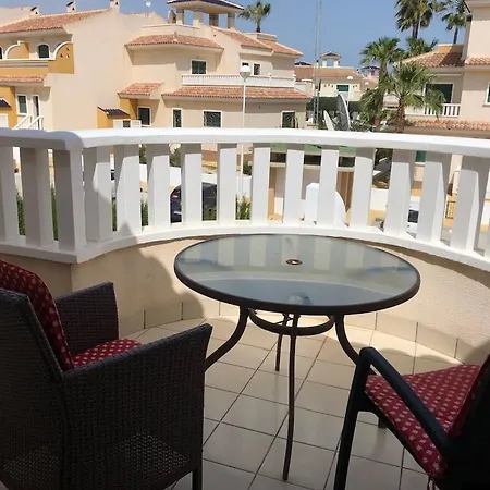 Prestigious Dona Pepa 2 Urbanisation With Shared Pool *