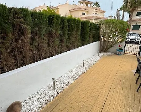 Prestigious Dona Pepa 2 Urbanisation With Shared Pool Tatil Evi *