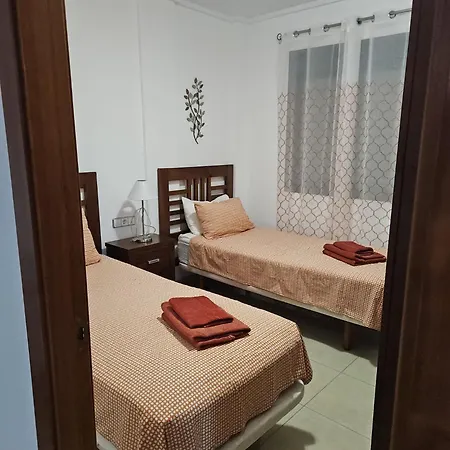 Tatil Evi Prestigious Dona Pepa 2 Urbanisation With Shared Pool